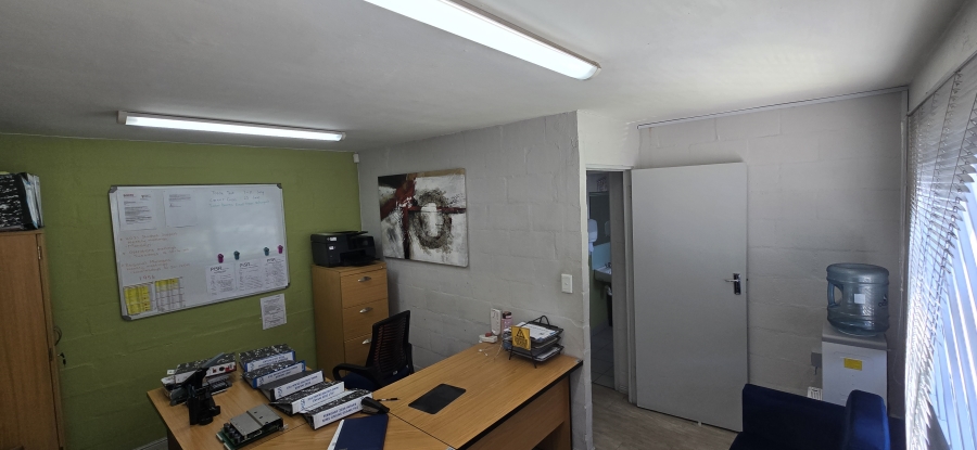 To Let commercial Property for Rent in Beaconvale Western Cape